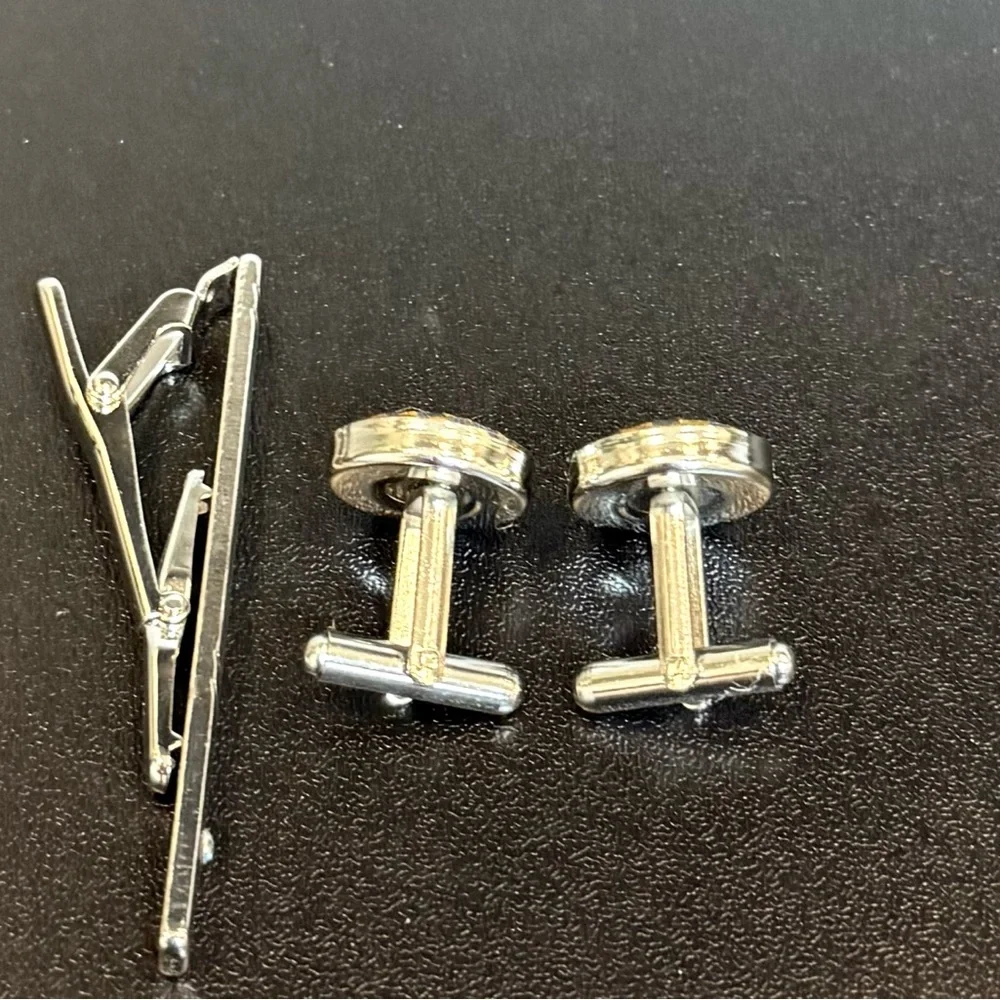 Geometric Silver and Blue Cufflinks with Tie Clip